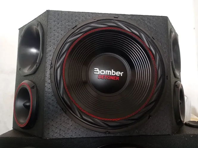 Vendo caixa selada