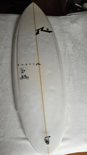 Prancha De Surf Rusty T-Dwart FCSI 5'7" X20 1/8" X2 1/4" (Usado)