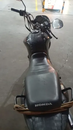 Titan 150