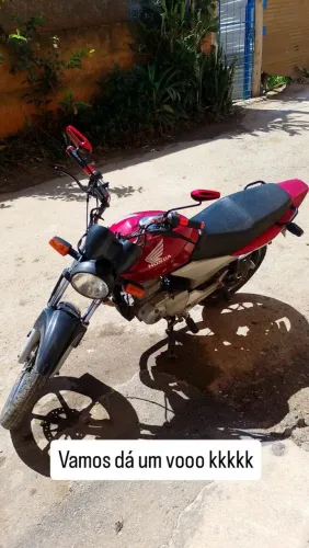 Troco em carro 4 porta Corsa ou Palio ou gol ou celta 8v volvula ou vendo 9.500