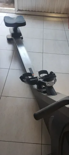 Remo aparelho de musculação