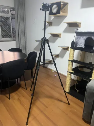 Tripé para Câmera vários níveis de altura