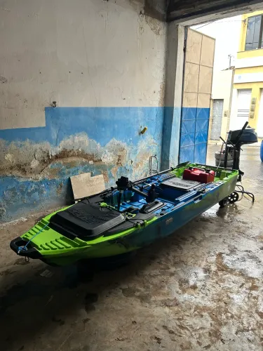 Caiaque Leader 1090 + Motor 5Hp Hidea 