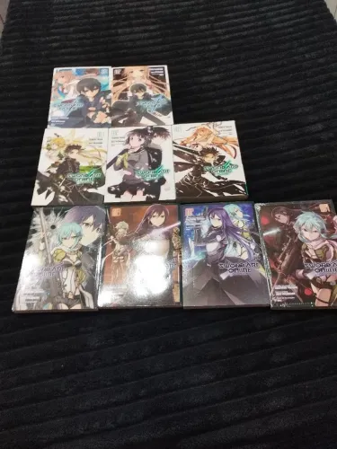 Lote Mangas Sword Art Online (SAO) - 3 Arcos Completos (9 Volumes Novos)