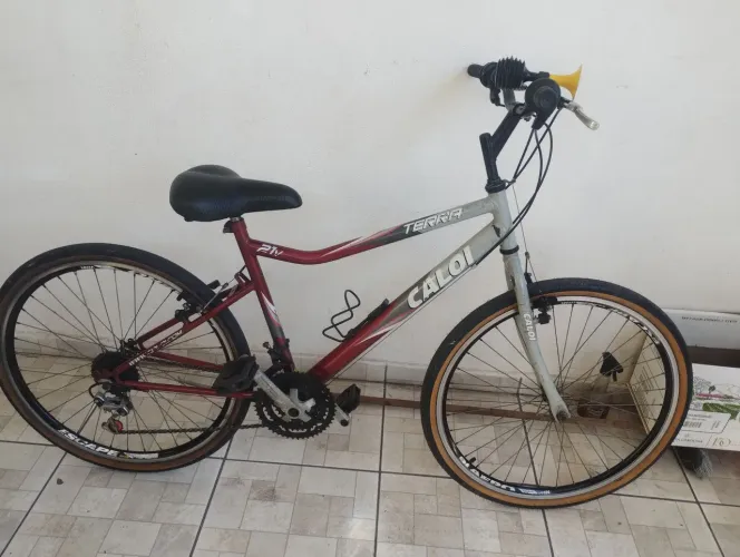 Bicicleta aro 26 Caloi 