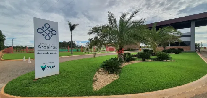 LOTE EM CONDOMÍNIO DE CHÁCARAS - RESERVA DAS AROEIRAS NA GO-020
