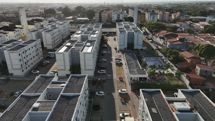Alugo apartamento em Messejana 