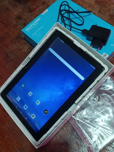 Tablet M10 4G 2 Chips troco por Celular