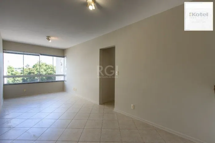 APARTAMENTO DE 3 DORMITÓRIOS EM CONDOMÍNIO FECHADO NA CAVALHADA