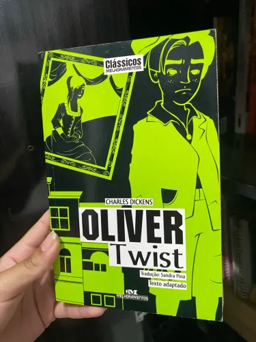 Livro novo: Oliver Twist - Charles Dickens