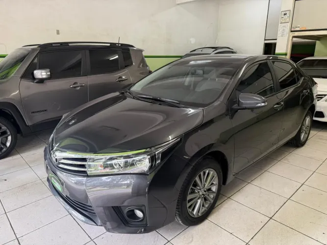 Raridade ! Toyota Corolla XEI Automático 2017 - Apenas 40mil kms