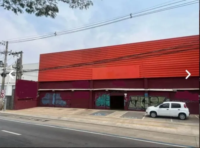 Galpão Comercial para Locação em Sorocaba-SP, Jardim Vera Cruz: 12 Salas, 6 Banheiros, 10 