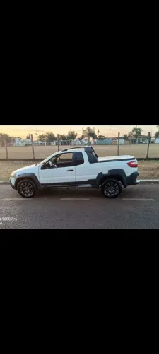 Fiat Strada Adventure 1.8/ 1.8 Locker Flex CE 2015