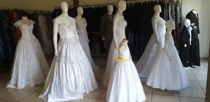 Roupas de festa para loja de locação 