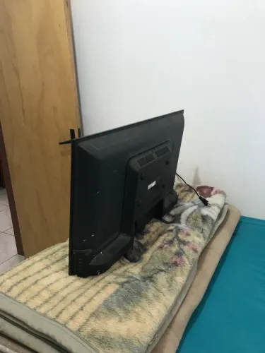 Vendo TV - 32 polegadas