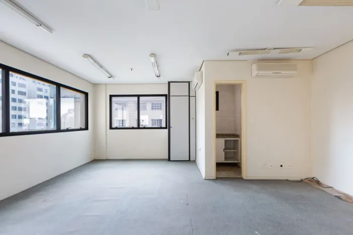 Sala comercial na Rua Traipu, 114 - sala 83 45 m²