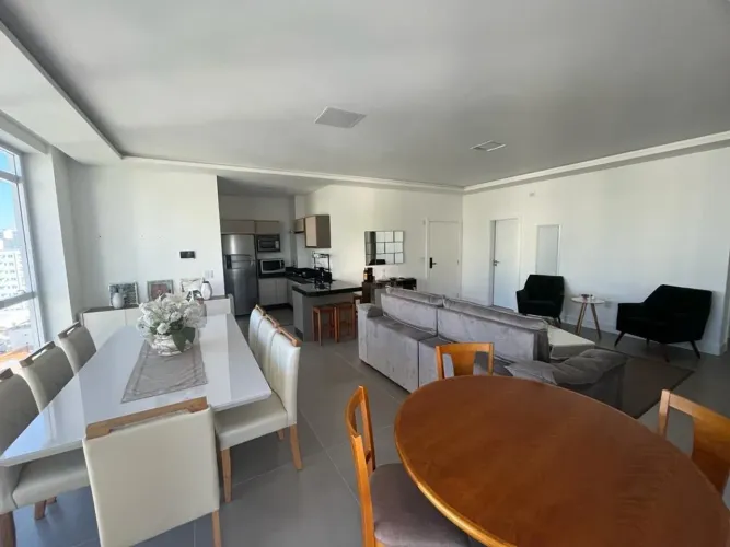 Apartamento para locação anual na meia praia itapema 3 suítes e 3 vagas de garagem