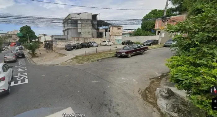 Terreno 300 metros quadrados em Bento Ribeiro - Rio de Janeiro - RJ