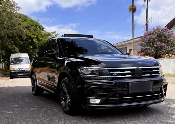 Volkswagen Tiguan Allspac R-line 350 TSI 2.0 4X4 2021