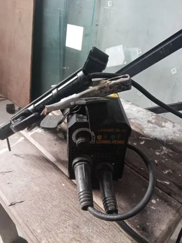 Máquina de solda