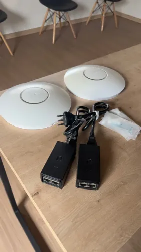 Ubiquiti - UniFi AP