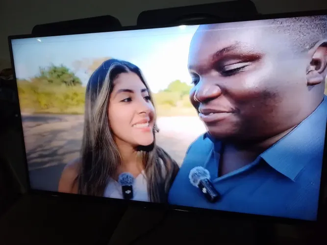 Tv LG 4k 49 polegadas ( Nao e Smart )