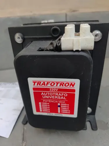 Auto Transformador  Trafotron 6000 VA