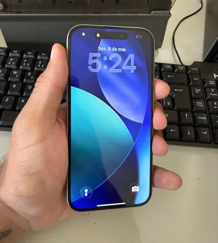 iPhone 15 Pro 