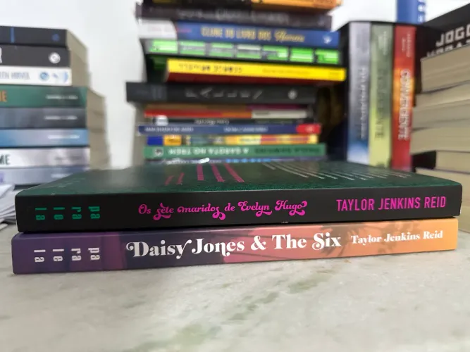 Kit Taylor Jenkins Reid | Os Sete Maridos de Evelyn Hugo + Daisy Jones & The Six