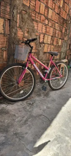 Bicicleta semi nova