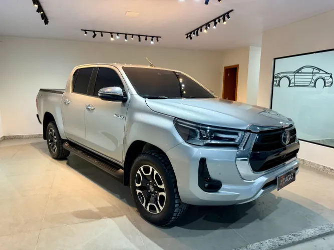 Toyota Hilux CD SRX 4X4 2.8 TDI 16V Diesel Aut. 2022