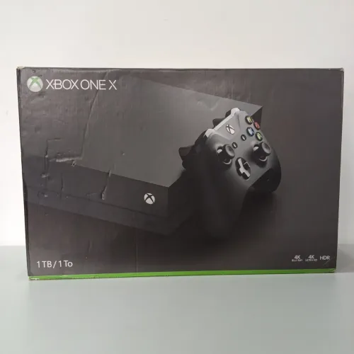 Vendo Console Microsoft Xbox One X 1TB Semi novo