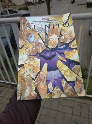 Revista Marvel HQ