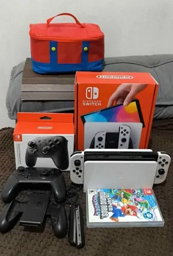 Nintendo Switch OLED