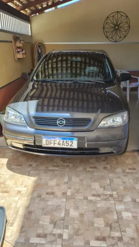 Chevrolet Astra 2.0/ CD/ Sunny/ GLS 2.0 8V 3P 2002
