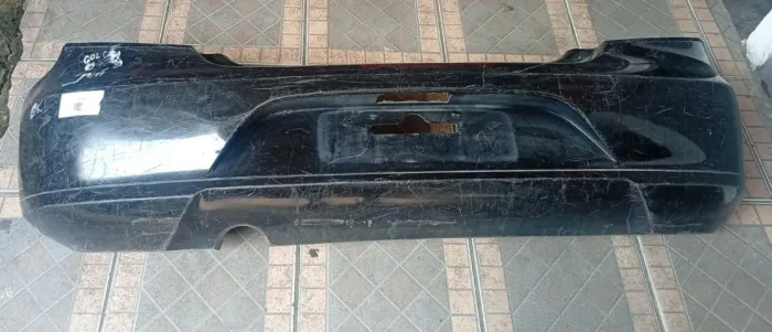 Para-choque traseiro Volkswagen gol g5 09/11 com detalhe