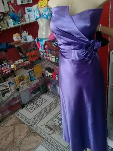 Lindo vestido longo lilás