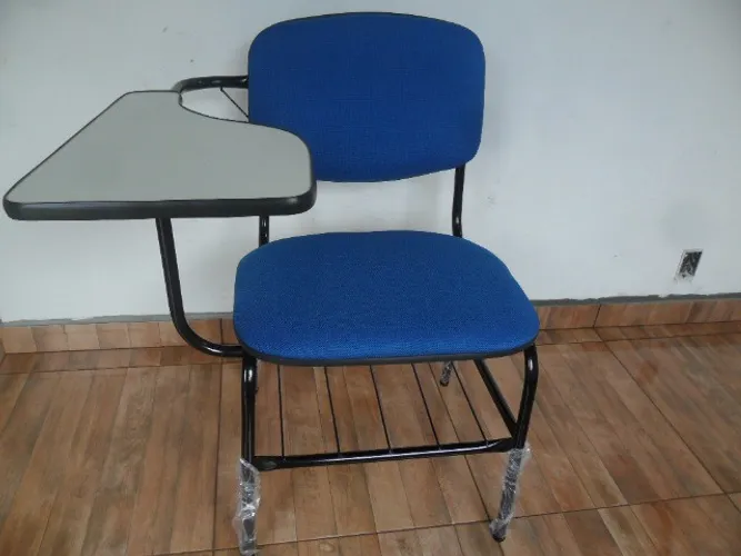 cadeira universitária - tamanho super - para obeso - suporta até 200 kg