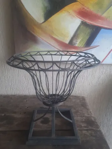 Suporte de Ferro Maciço Para Vaso e Arranjo de Flores Vários 