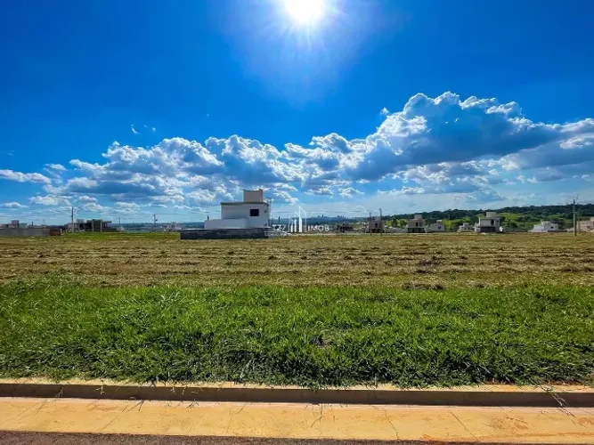 Lote Jardins Parma com 250 m² - Entrada R$ 16.250,00