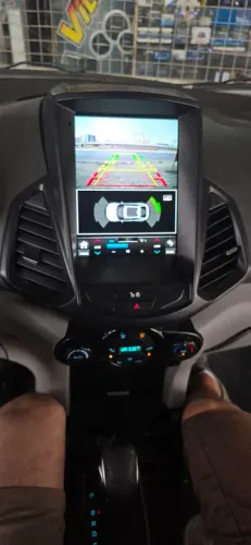Multimídia tesla ecosport carplay sem fio 