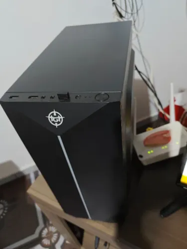 PC GAMER RYZEN 5 2400g vendo ou troco por new 3ds