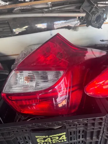 Lanterna Ford focus direita original 2014