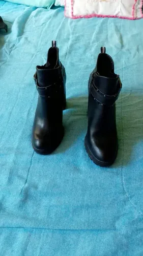 Botas Femininas Pretas
