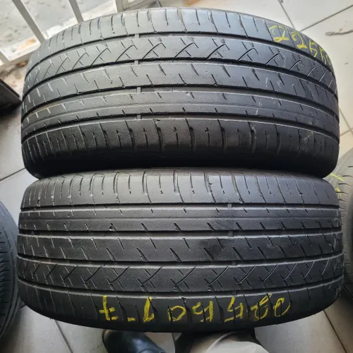 2 pneus 225/50/17 xbri meia vida não reaberto (450 em 3× no ct