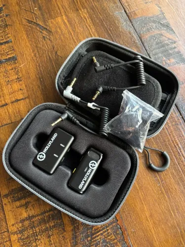 Microfone Profissional Hollyland Lark M1 - Wireless, com Case e Acessórios - Impecável!