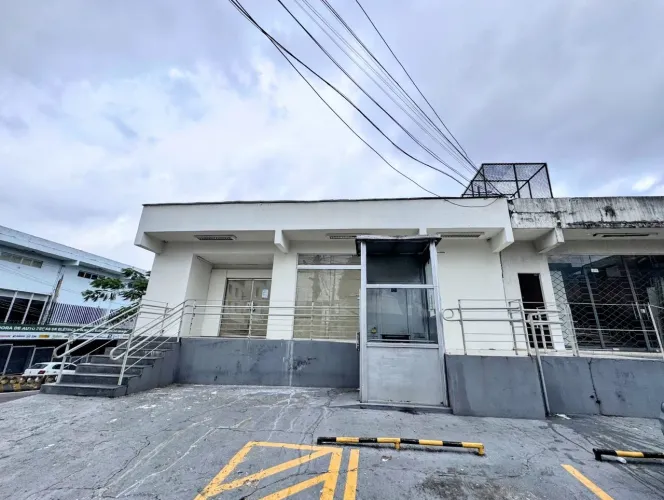 IMÓVEL COMERCIAL, 450M2, MANAUS-AM.