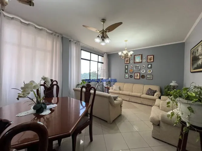 Apartamento à 3 quartos suíte master 2 vagas vista mar Santos SP