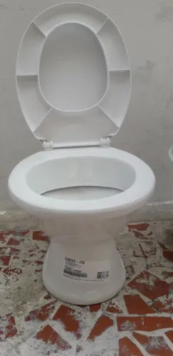 Vaso Sanitário Novo pequeno para criança 100,00 cada