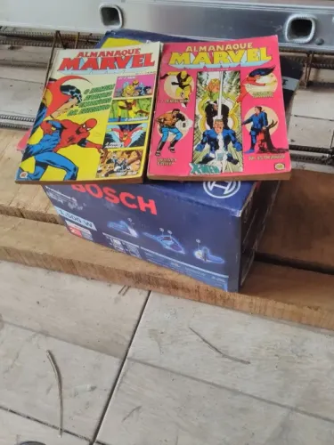 Almanaque Marvel - Edições 1 e 2